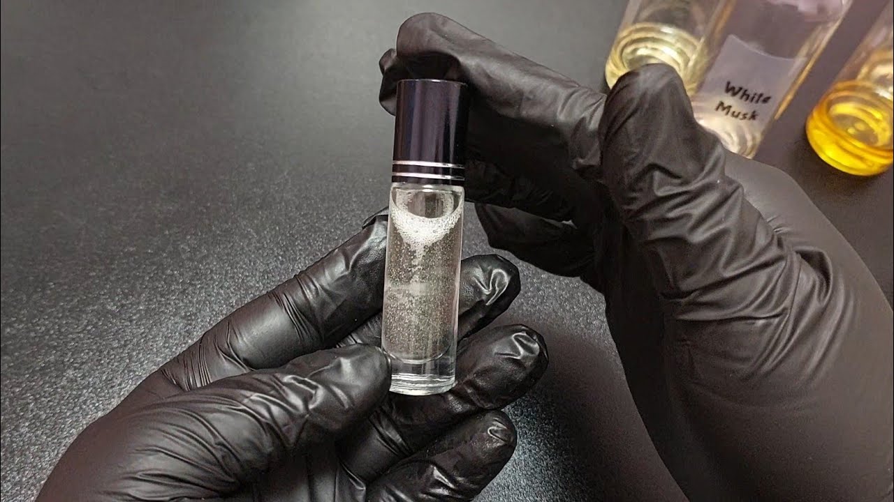 How to Make Perfume Oil | Long-Lasting & Sweet