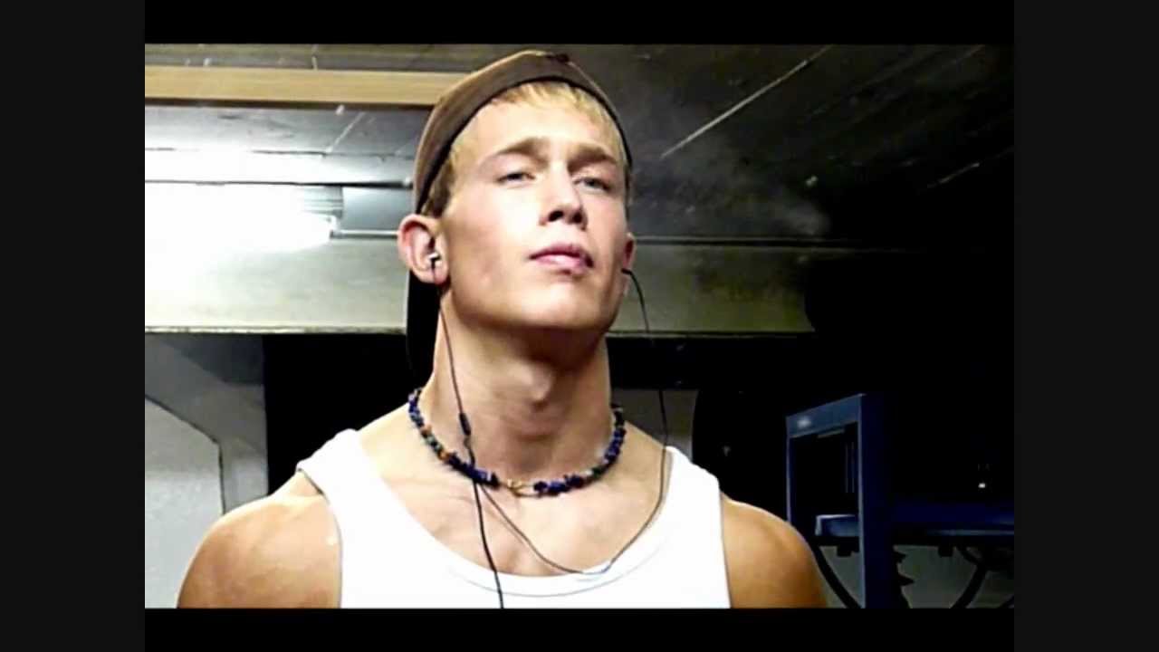 BRUTAL BODYBUILDING MOTIVATION!!! 16 years old bodybuilder
