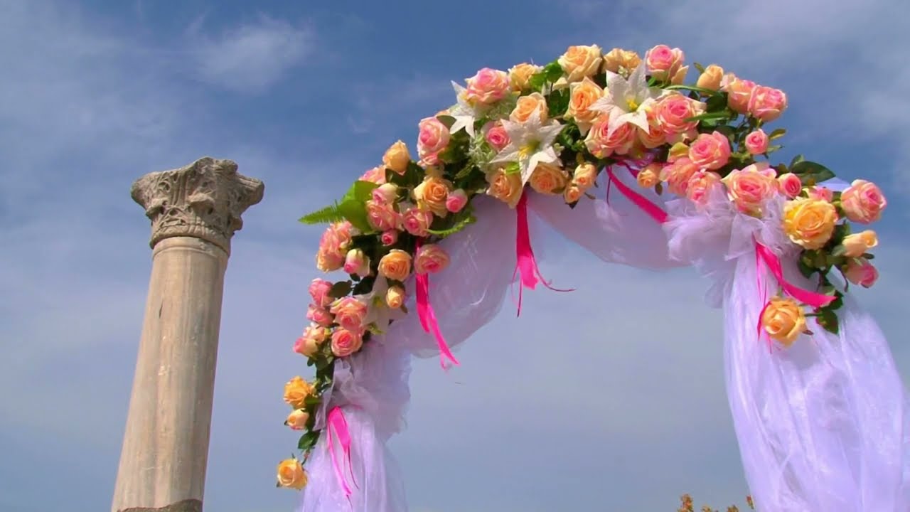 How to decorate a gazebo for Summer?- AskGazebo
