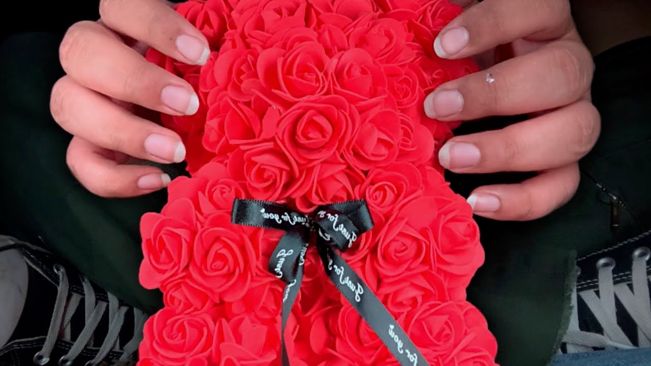 *ASMR* Tapping & Scratching on Valentines Triggers  🌹(Lofi)