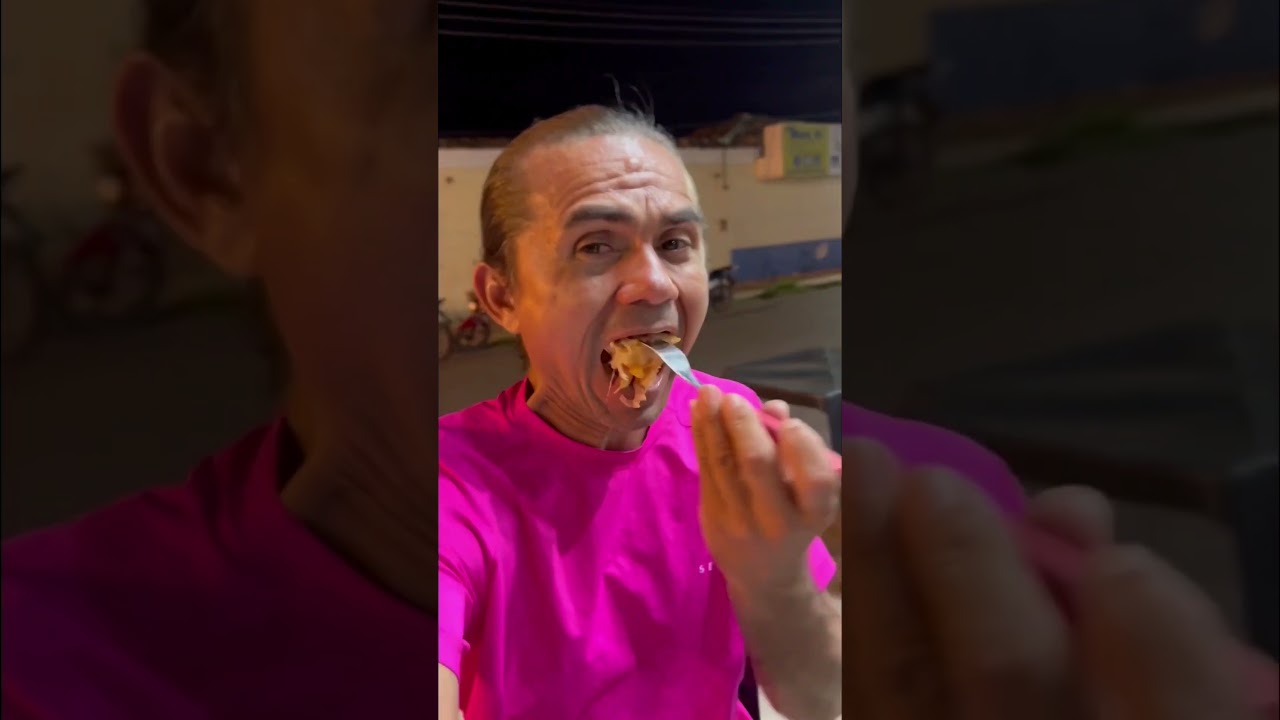 Se deliciando com uma pizza #sitiolagoverde