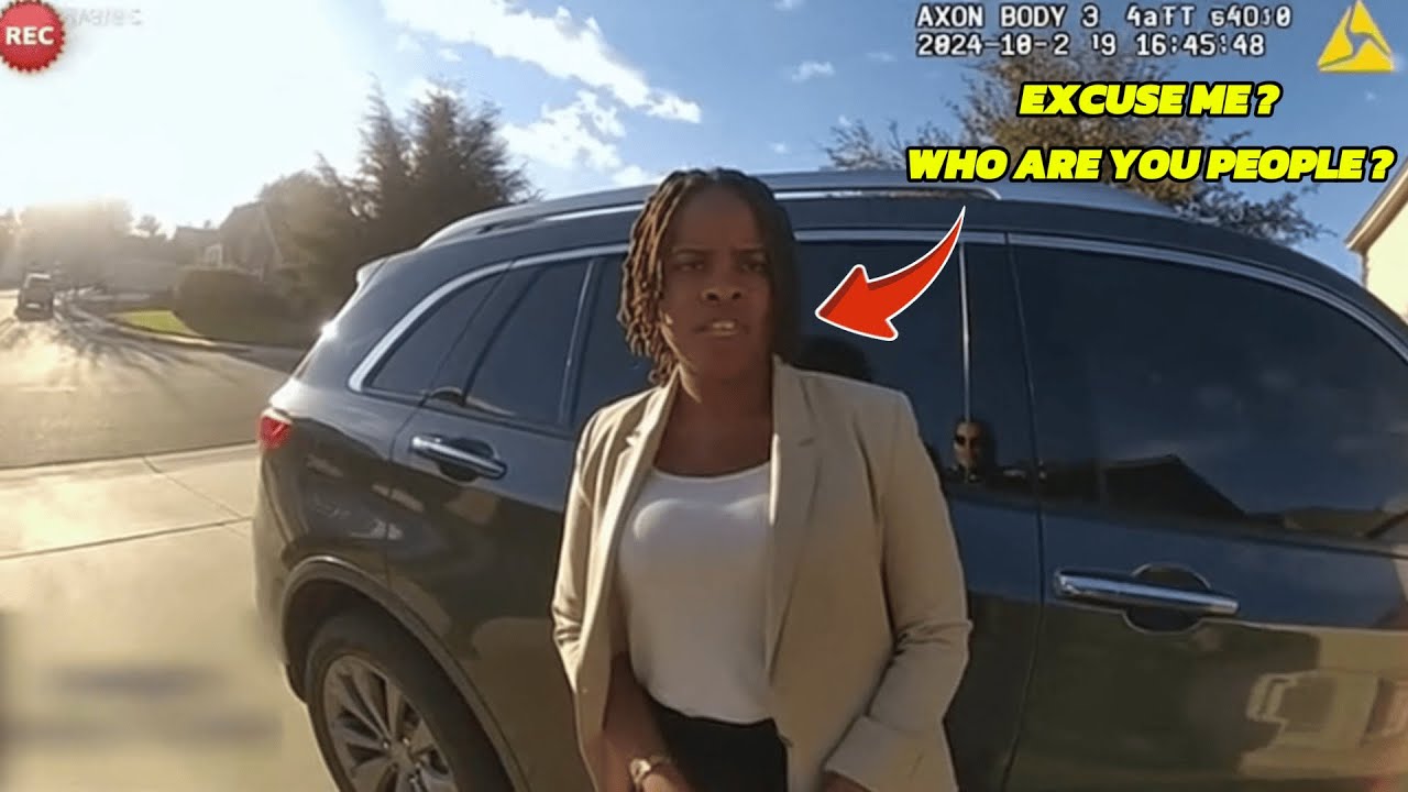 ICE Agents Ousted After Detaining Black Congresswoman in Driveway Without Warrant