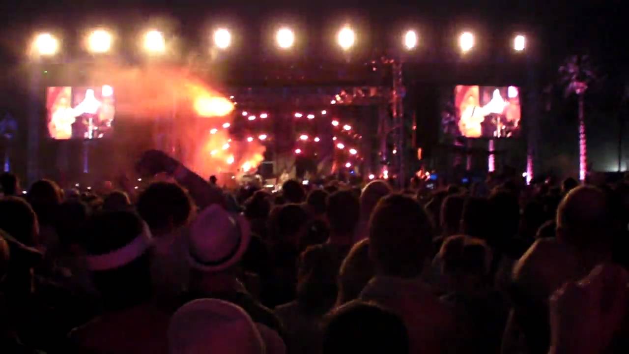 HOT CHIP -  OVER AND OVER - LIVE @ COACHILLIN 4.17.2010