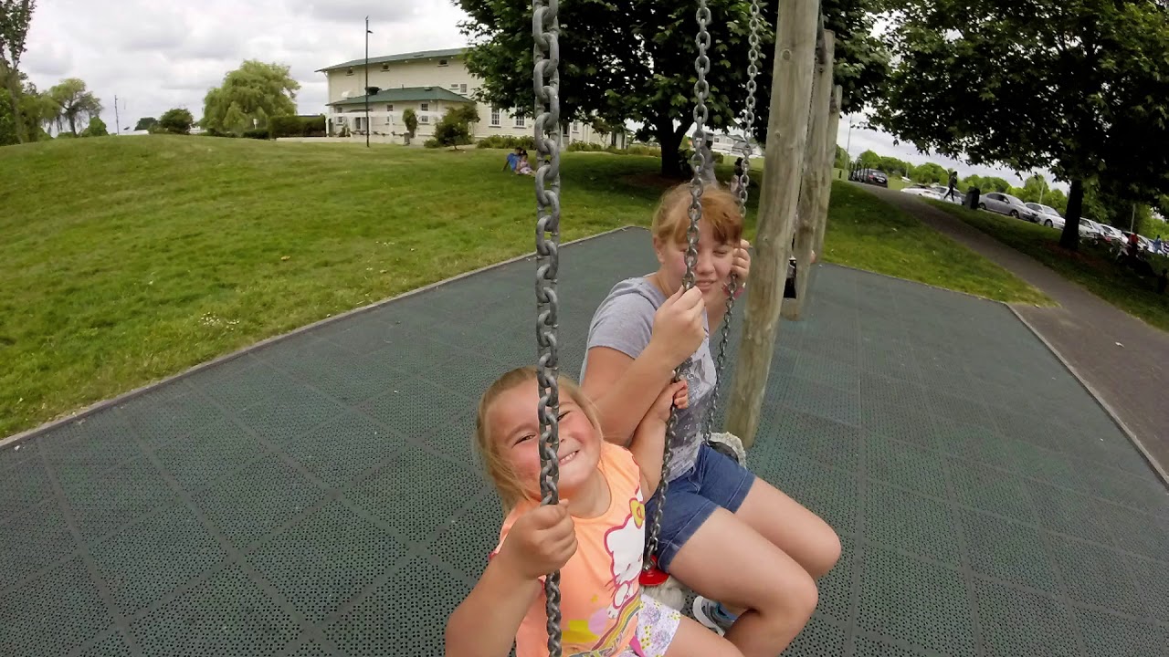 Claudelands Park - Family bicycle trip