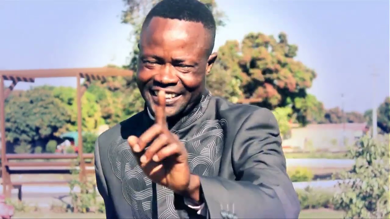 Thanga_Salongo_Mondo_Mumu_Yena
