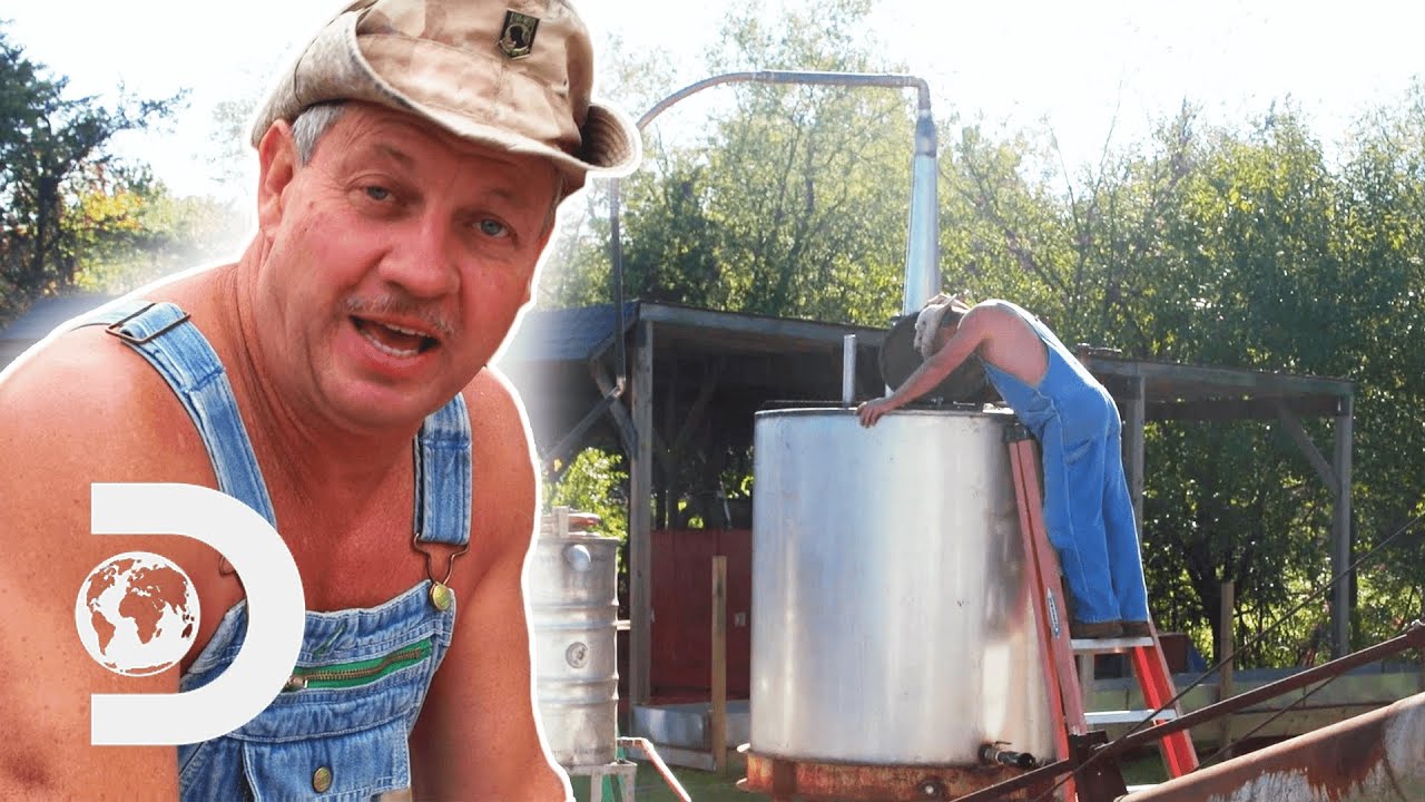 Tim Smith Makes A Industrial Swan Neck Still Heated With Steam But The Boiler Explodes | Moonshiners