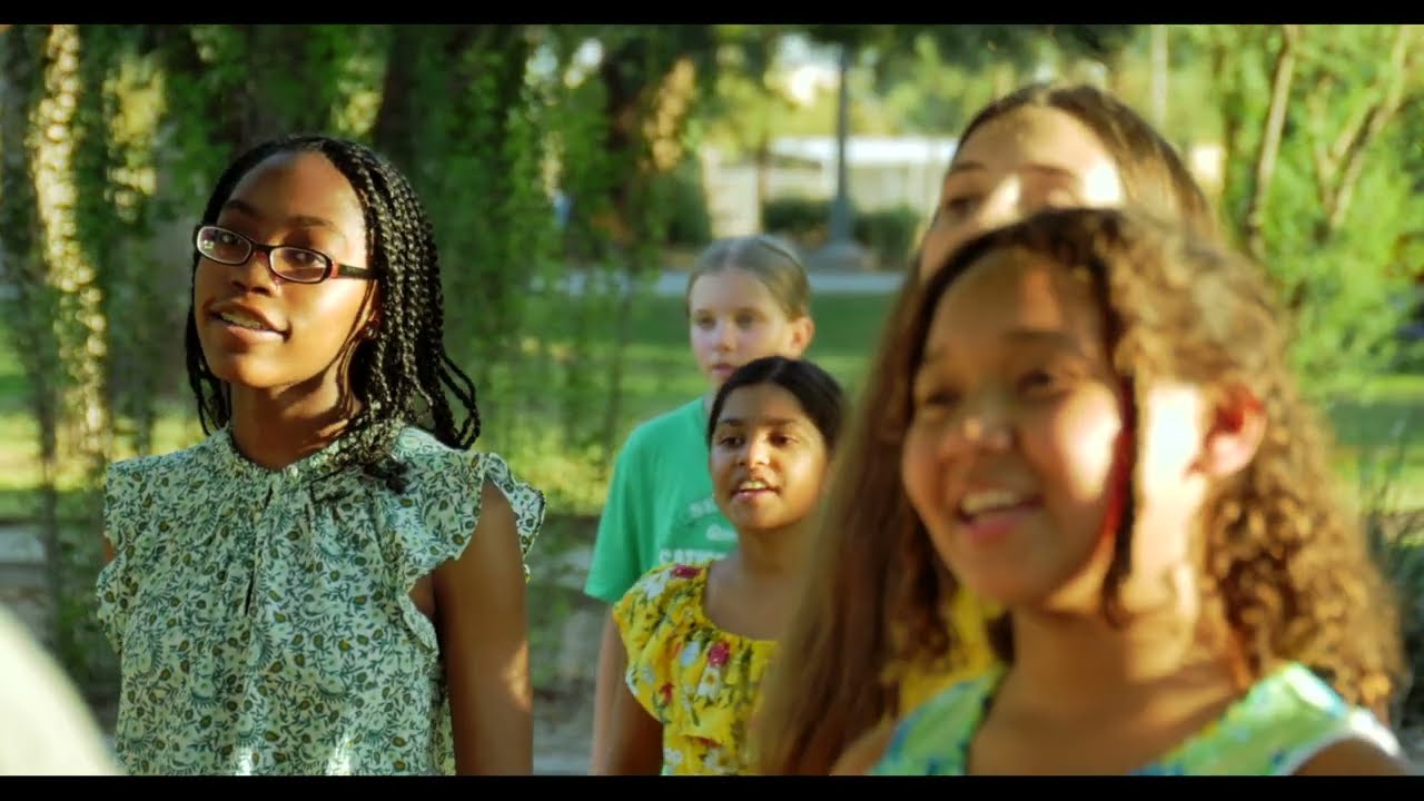 Sisi Ni Moja by Jason Naverud, performed by Encore Choir