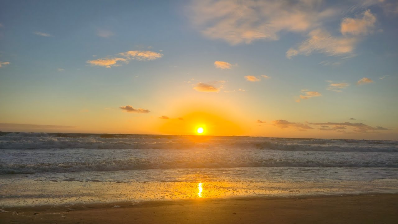Unworried Morning at Mudjimba, Australia | Sunrise 193 – Between Storms | UHD, 4K