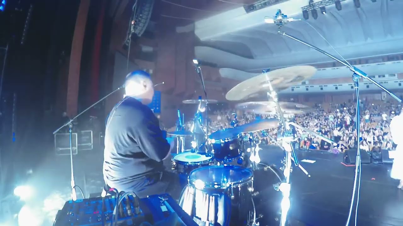 Vera Brezhneva - Мамочка (Live 2025/DrumCam)