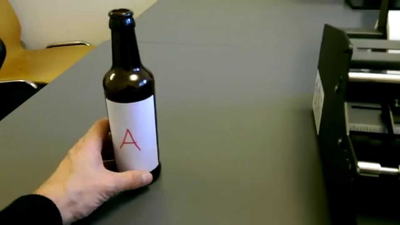 Primera AP362e Flasche nachetikettieren