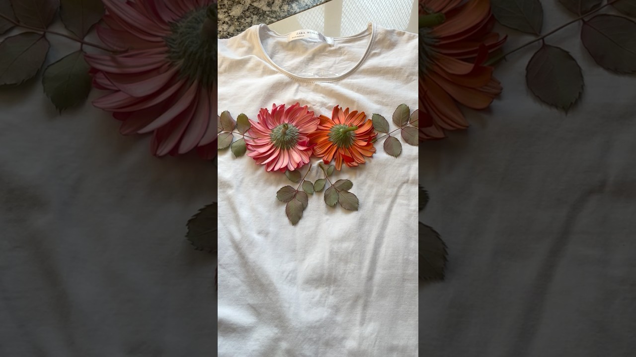 Eco Print on T-Shirt || Real Flowers||😍😱 #diy #fabricpainting #youtubeshorts #craft