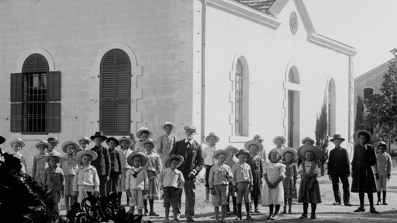 Why do Tel Aviv have snow roofs? A tour of Sarona, the German Templer Christian Colony