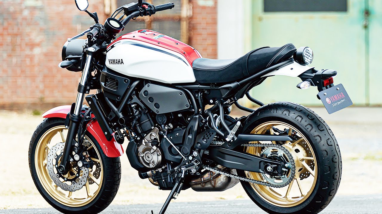 🔥 Yamaha XSR700 - Дикая Смесь Ретро Стиля и Производительности 😵!