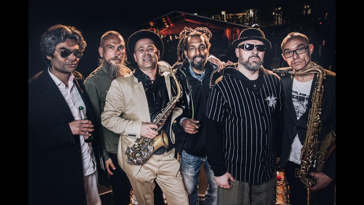 Amsterdam Faya Allstars live op 3FM Radio and national Broadcasting on the Television