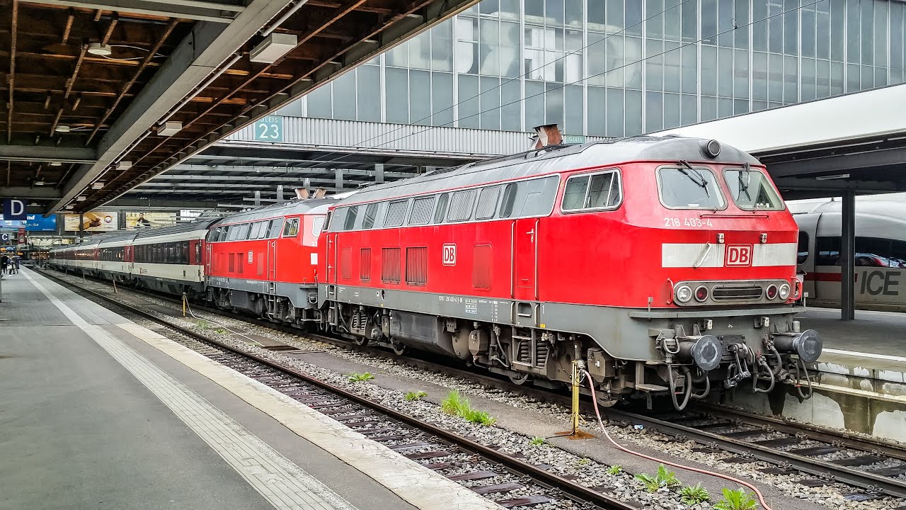 BR 218 in action - Doppeltraktion in München