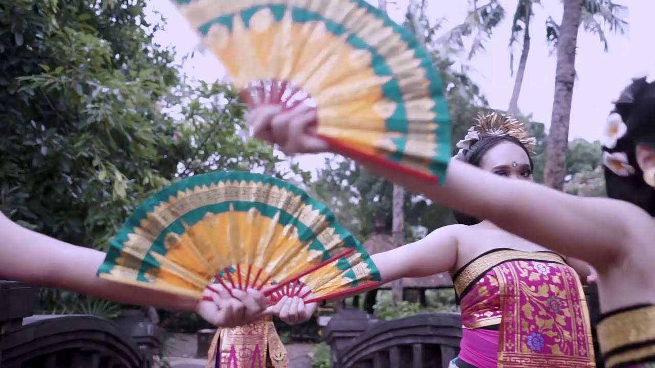 Tari Janger Bali by Stela Project x Richel Prabarini
