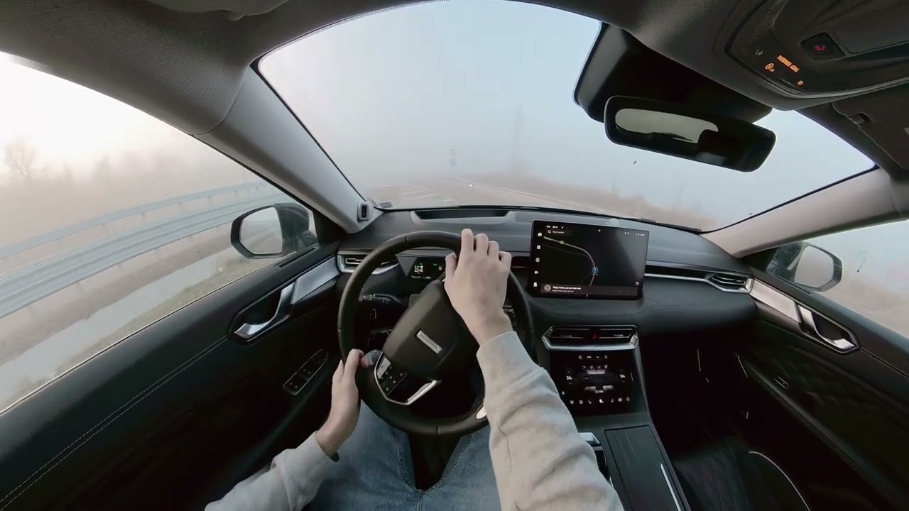 WEY 05 &ndash; 360&deg; Walkaround & Drive Review | Plug-in Hybrid