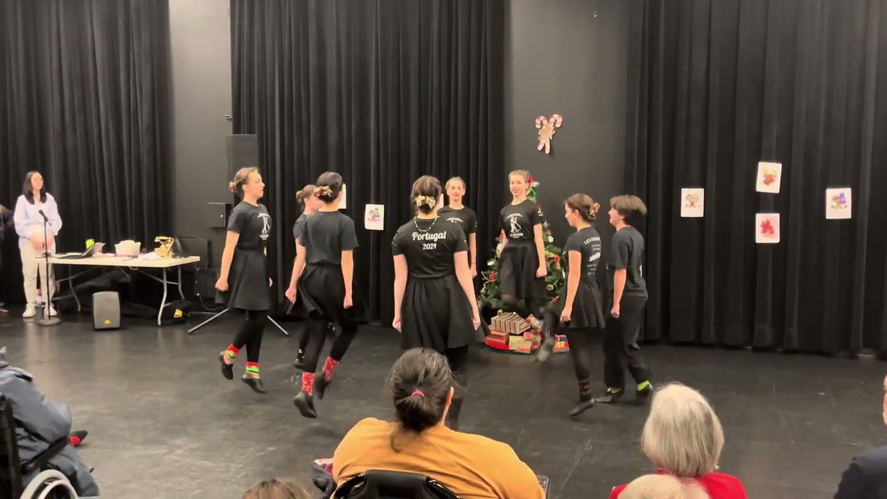 Ceilis- Danse Irlandaise par La Troupe des Chamaniers de St Hyacinthe