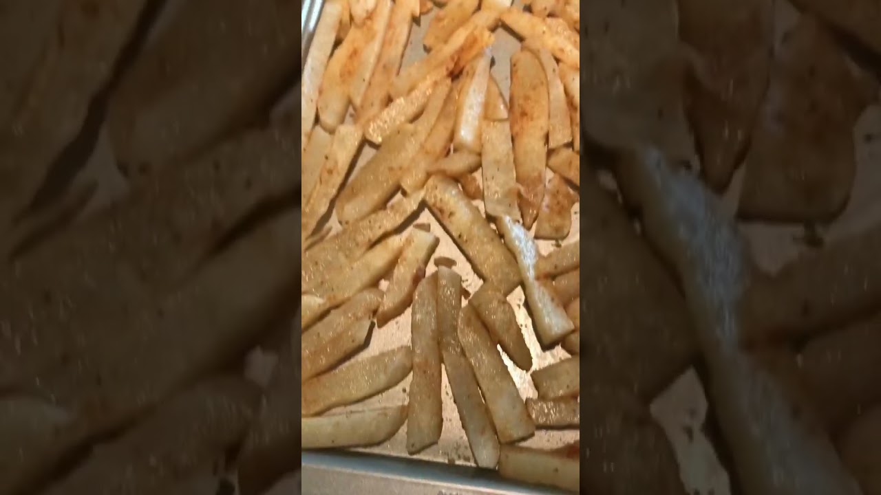 🍟 this is so delicious 😋 Jicama fries 🍟 #fries #jicama #healthy #shorts #shortsvideo #shortfeed