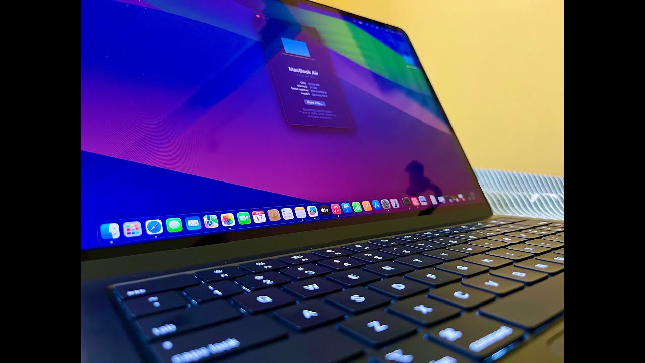 Unboxing MacBook Air