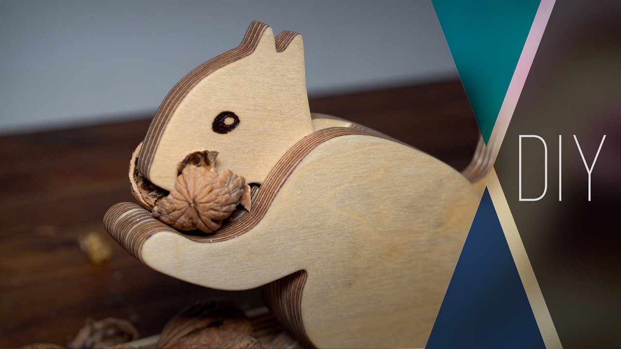 Nussknacker selber bauen | Eichhörnchen als Nussknacker | DIY
