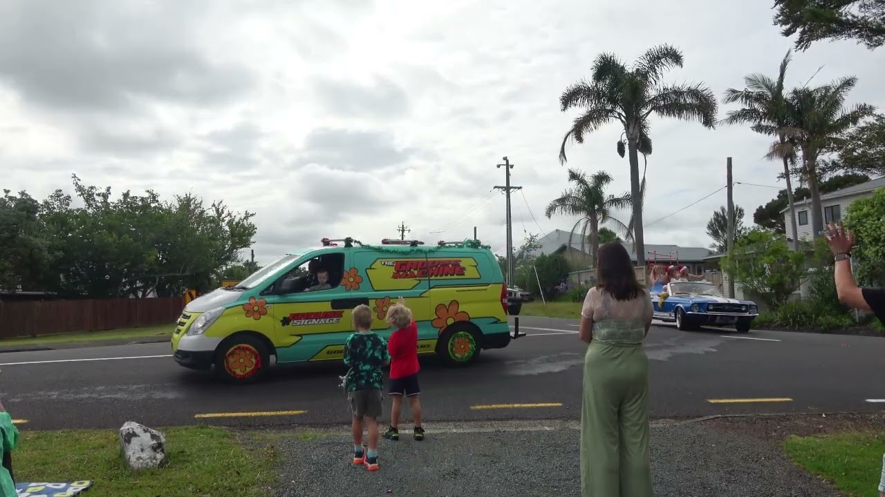 Herald island Christmas parade  2025