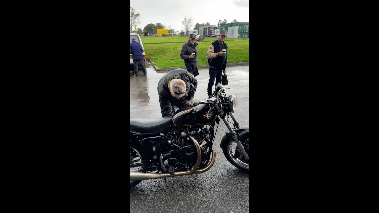 1110cc Vincent Black Shadow engine - BSA A10 frame - start-up & run