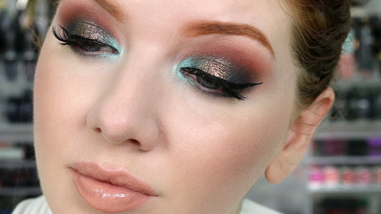 Glitter Eyeshadow Tutorial | Holiday Makeup