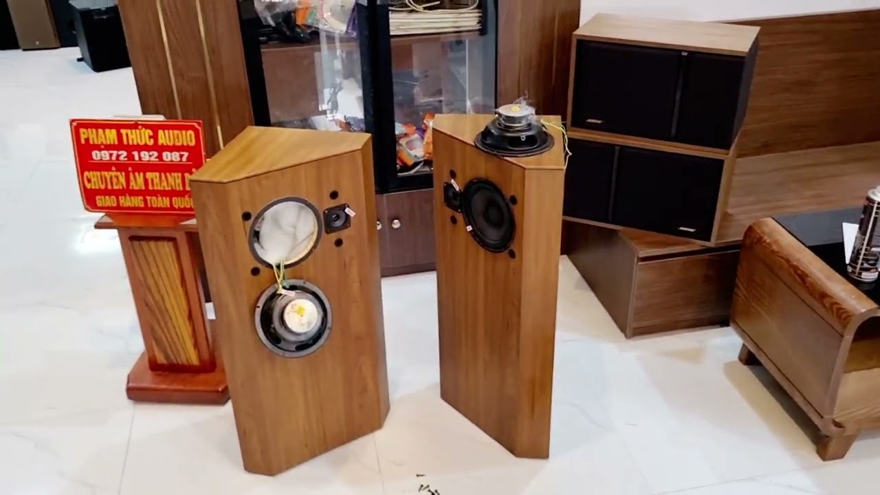 Thanh lý giá tụt .... loa bose 401 mầu vàng . bản Usa . zin tuyệt đối. phạm thức audio 0972192087