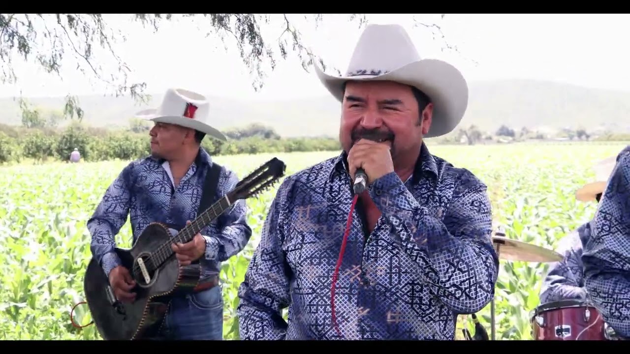 Fiestas de Mi Tierra - Victor Banda y Su Dinastía Norteña