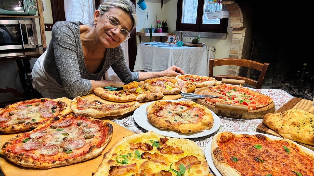 Pizza come in pizzeria un impasto,tante pizze ￼