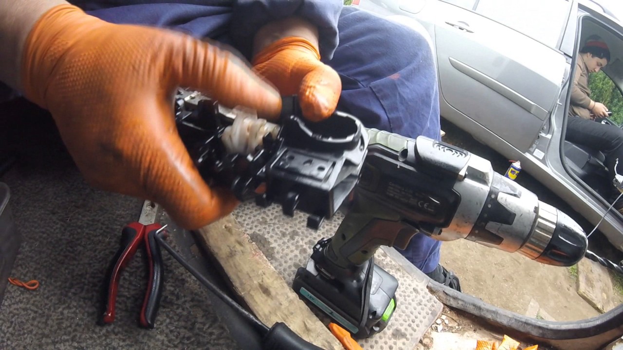 How to repair a Renault Megane doorknob / Как отремонтировать дверную ручку  Renault   Megane