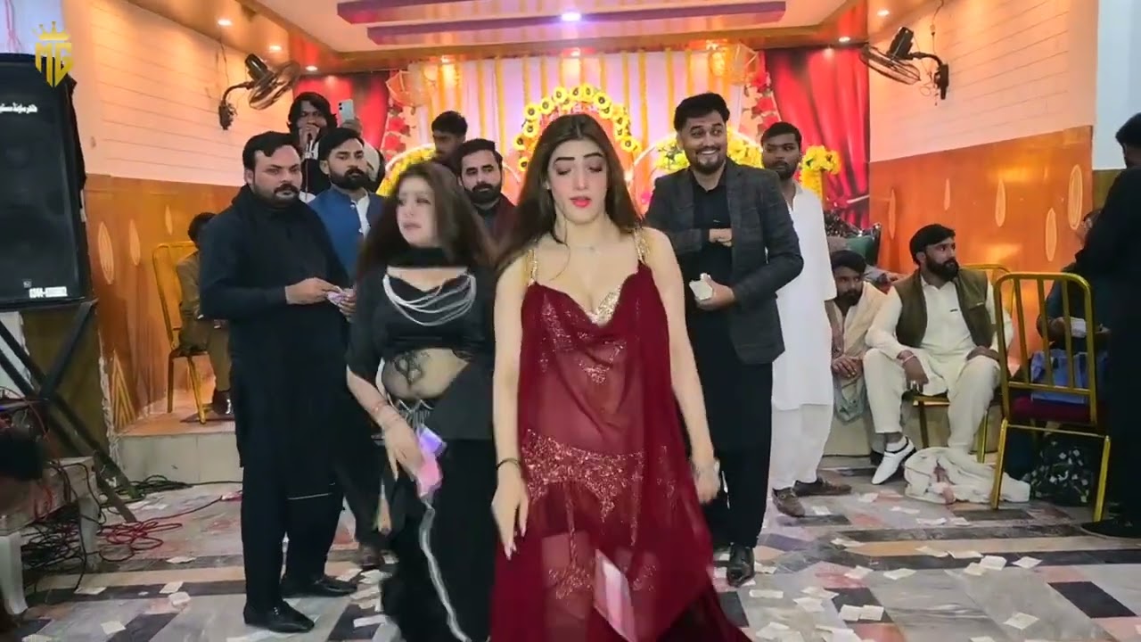 Bushra Rajput new dance mujra dance#danceperformance 