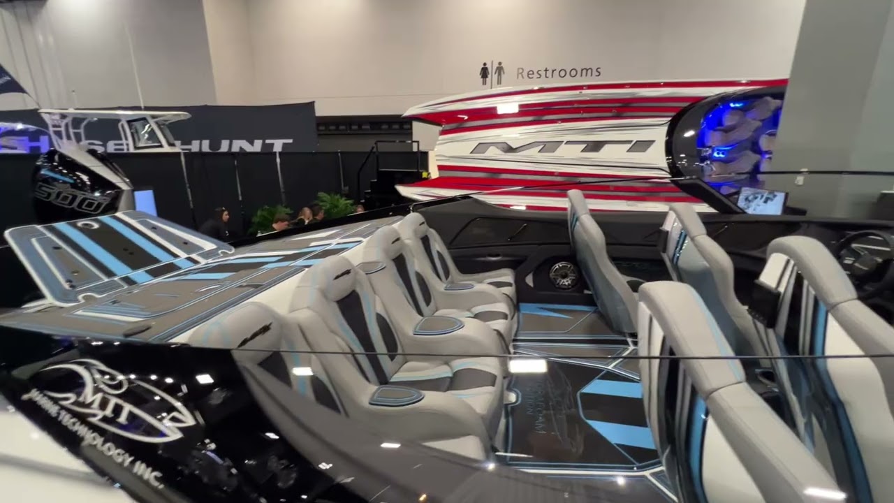 Выставка яхт в Майами &ndash; демонстрация модели MTI 440X Hydrafoam Edition | YachtBuying101.com