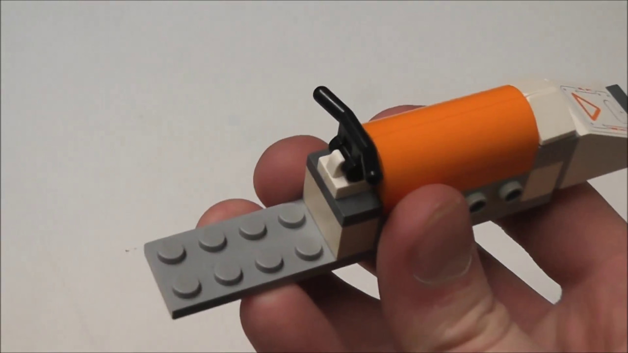 LEGO&reg; Hyper Falcon&copy; Building Tutorial
