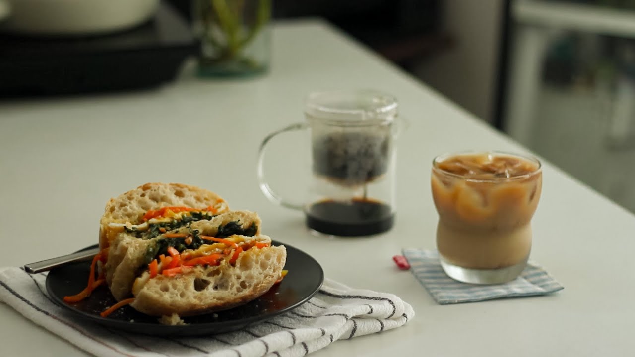 A good sandwich and coffee is all you need to brighten up your morning | S’mores | life at home
