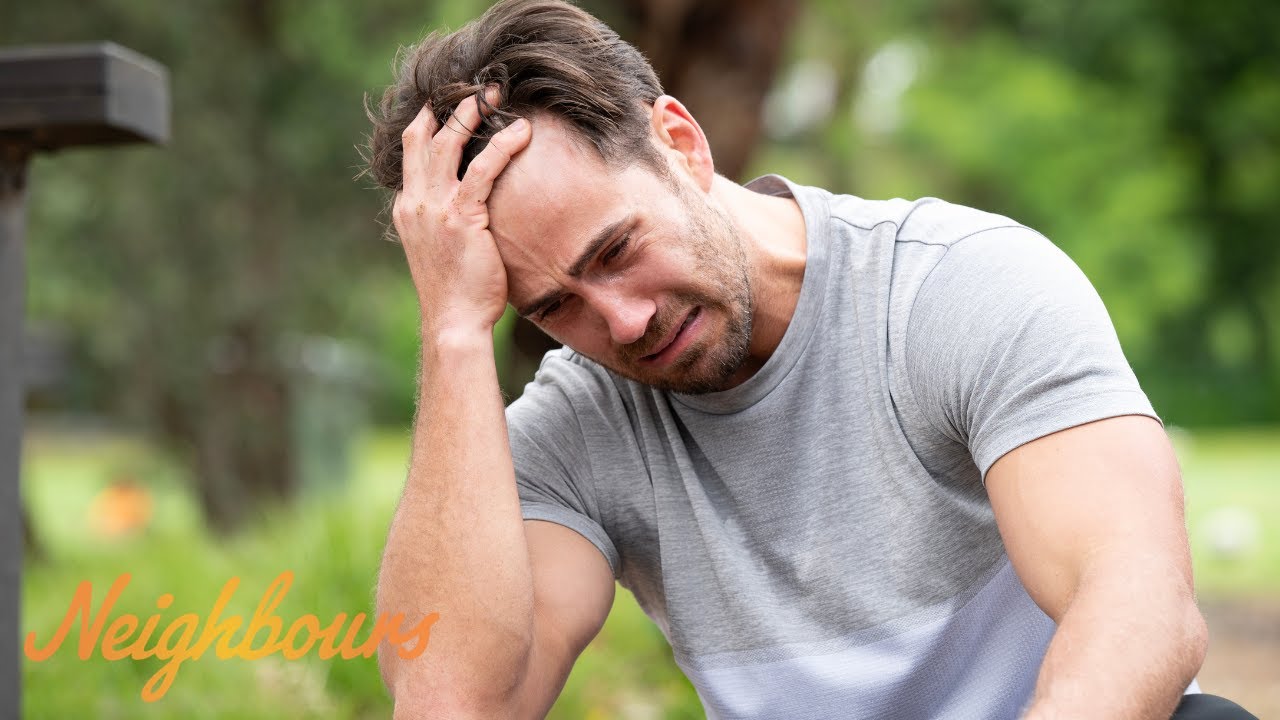 Aaron's Emotional Breakdown | Neighbours