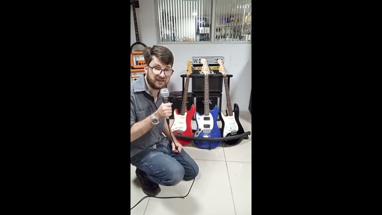 Washburn vs Mustang vs Squier