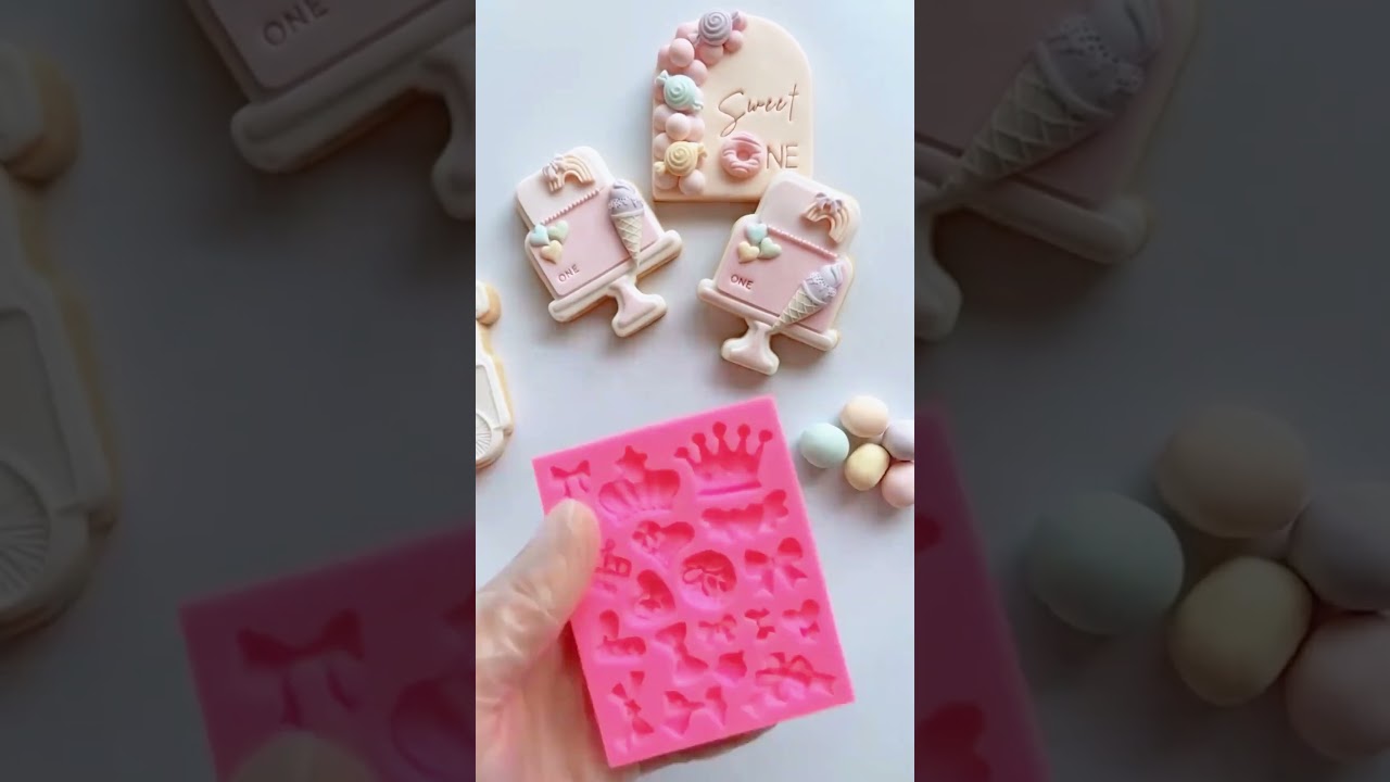How to make fondant cookie? #cookie #biscuit #pastry