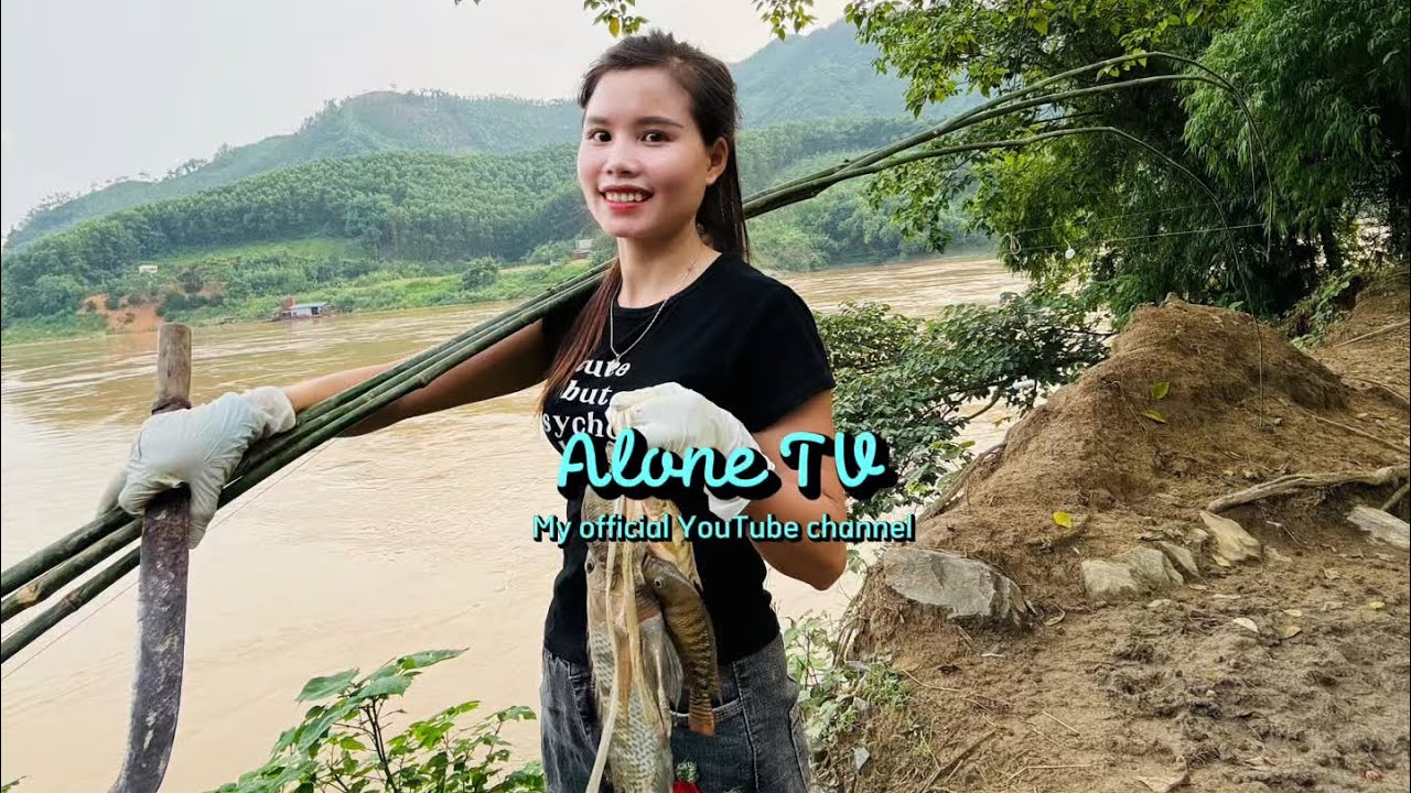 Real-Life River Fishing Experience During Flood Season – Alone TV