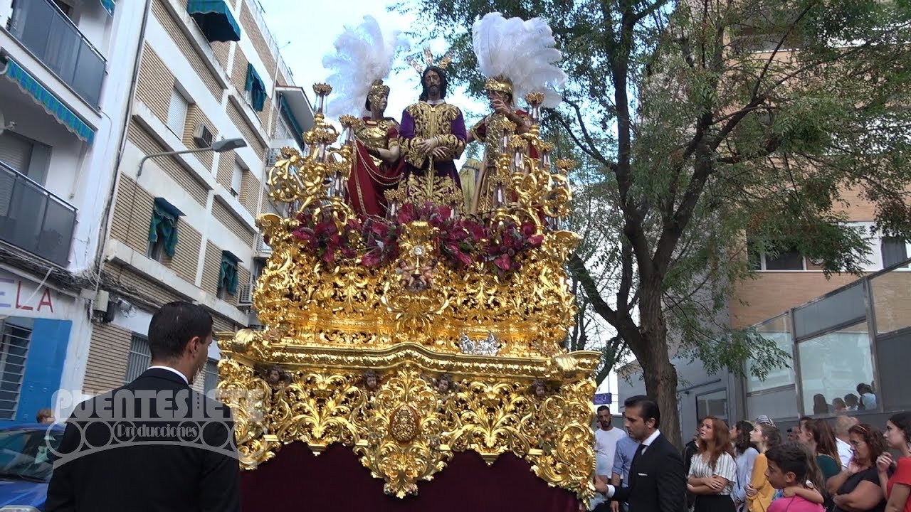 (1/2).- Magna de Córdoba 2019. El Señor de la Redención hacia la Catedral.