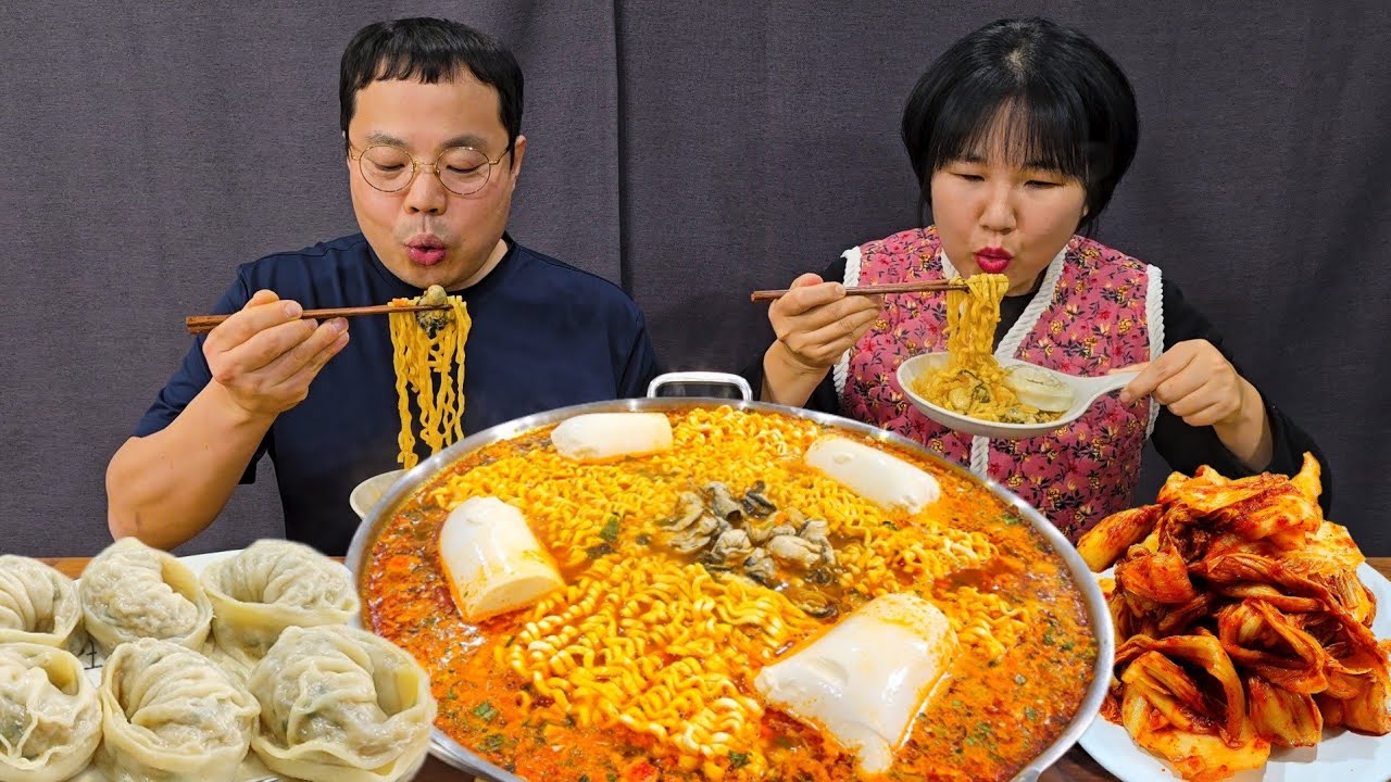 K-Ramen Level Max: Мукбанг с приготовлением нежного сливочного тофу и свежих устриц.