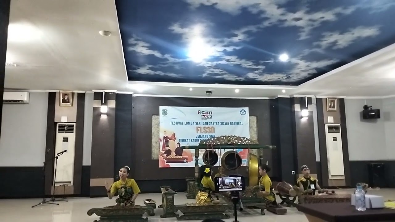 SMPN 1 Banjarmangu Juara 2 FLS3N SMP Cabang Kreativitas Musik Tradisi Kabupaten Banjarnegara 2015