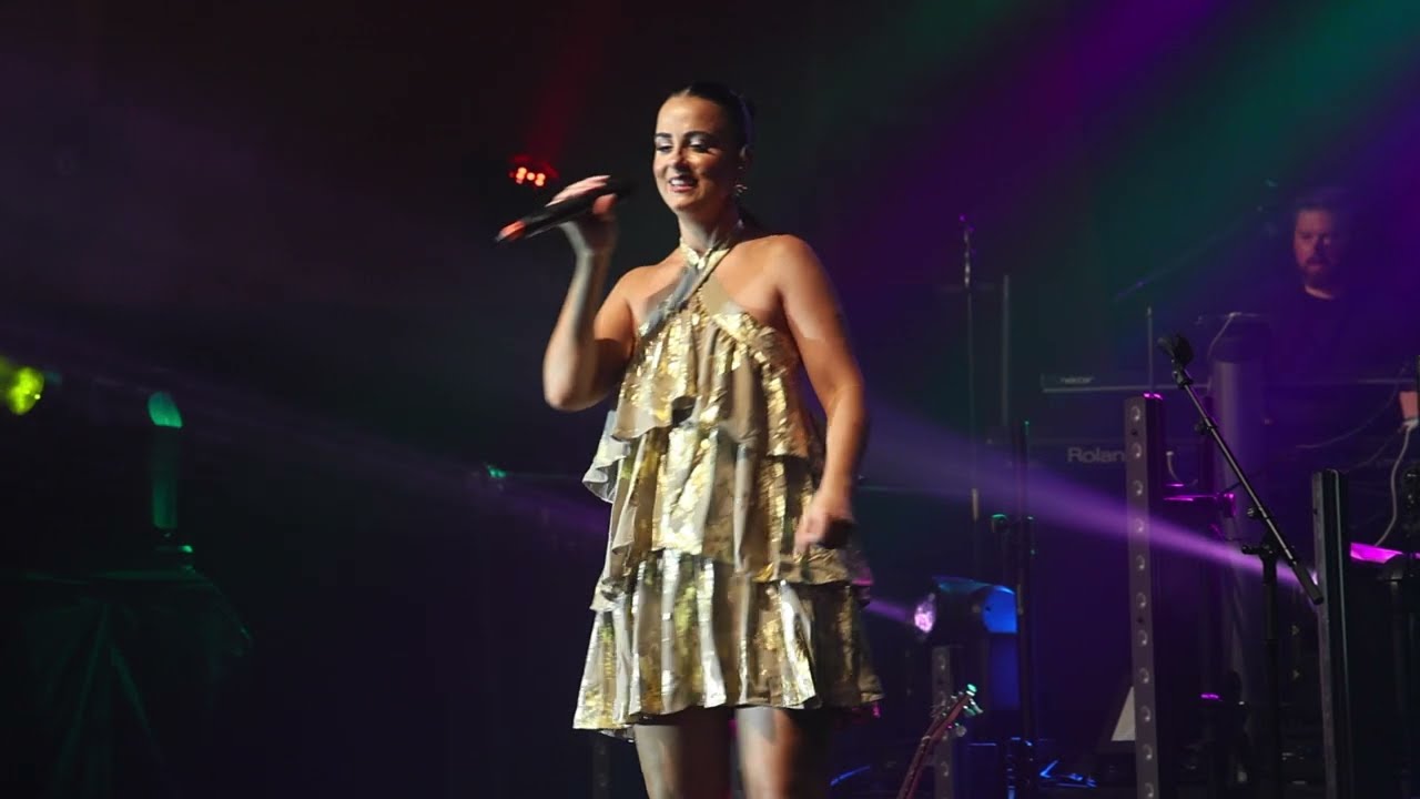 Carter On The Costa 2024 - Lisa McHugh - Mean - Live
