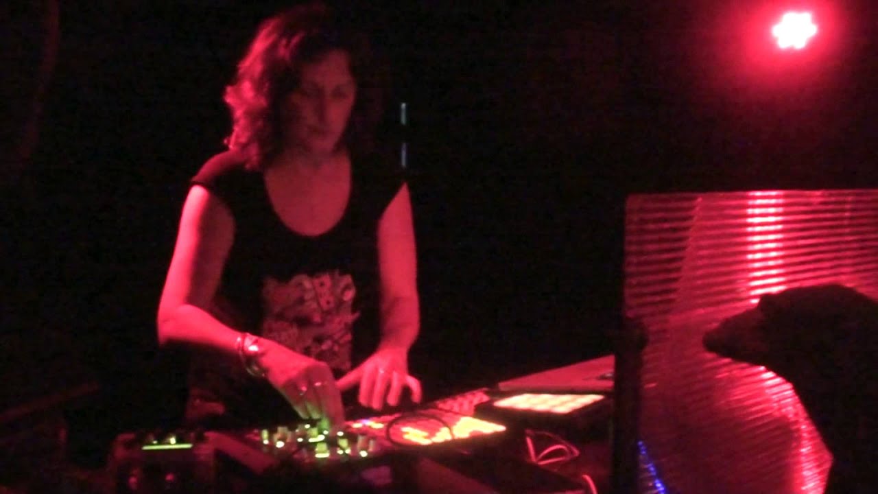 IXINDAMIX - LA JAVA (Paris) - 1