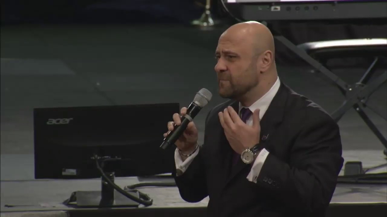Robert Stearns sings this powerful song at the World Conference!