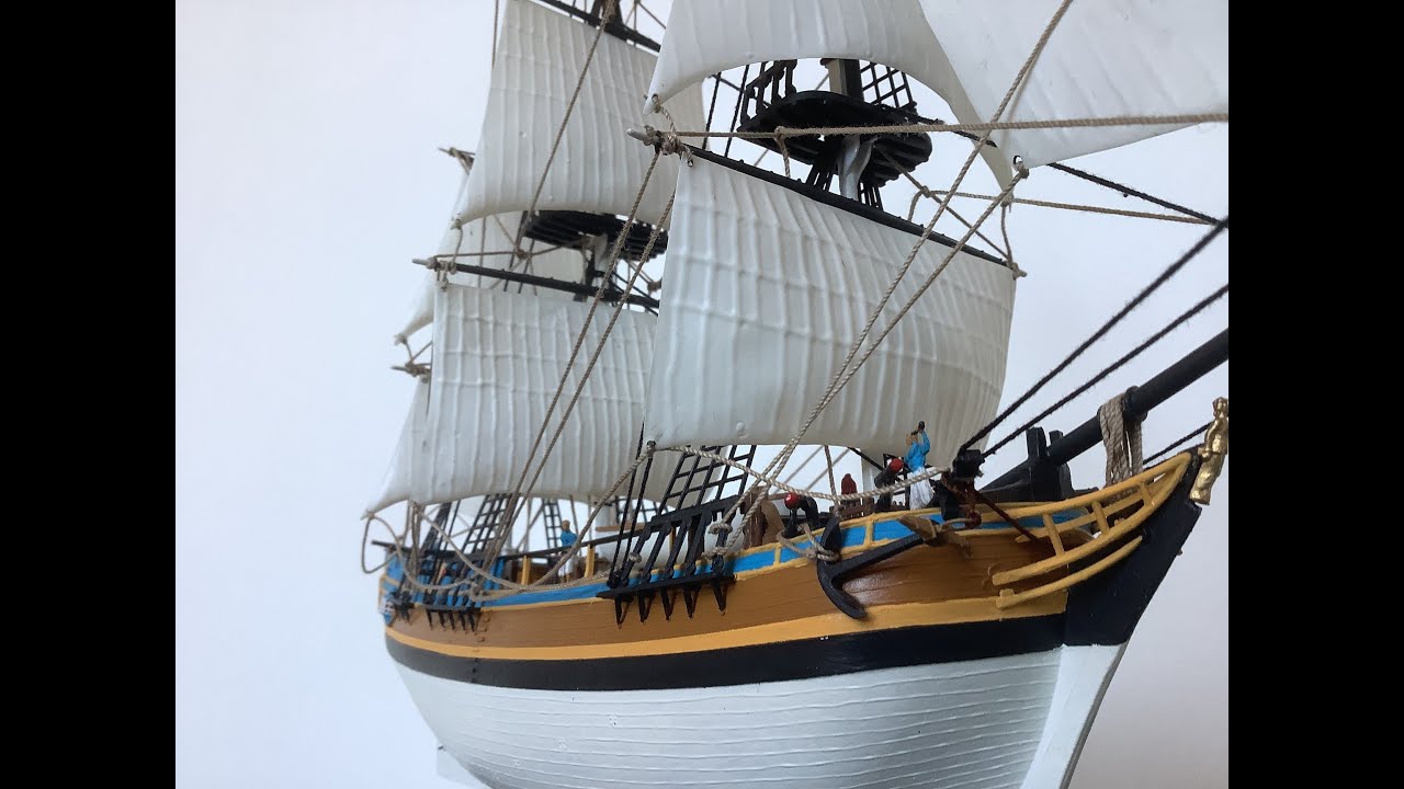H.M.S. Bounty 1/110 Revell