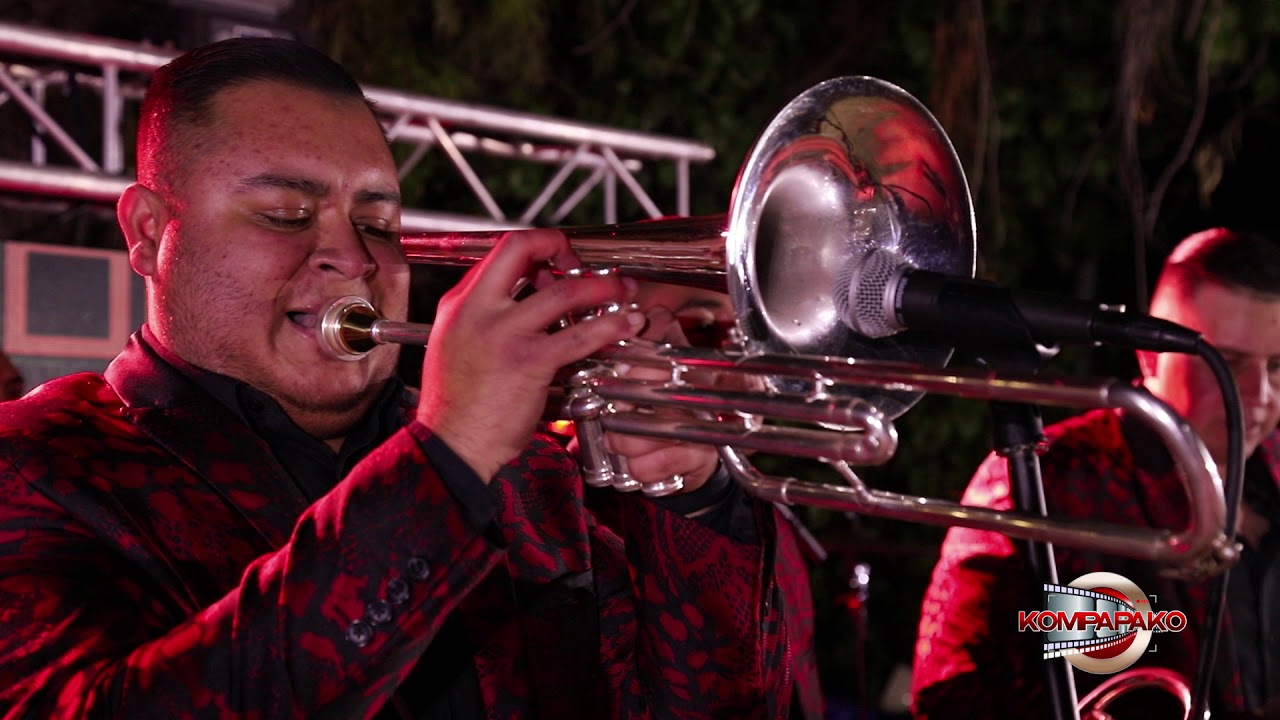 Banda La Iniciativa- Corazon De Texas [Cover En Vivo] 2020