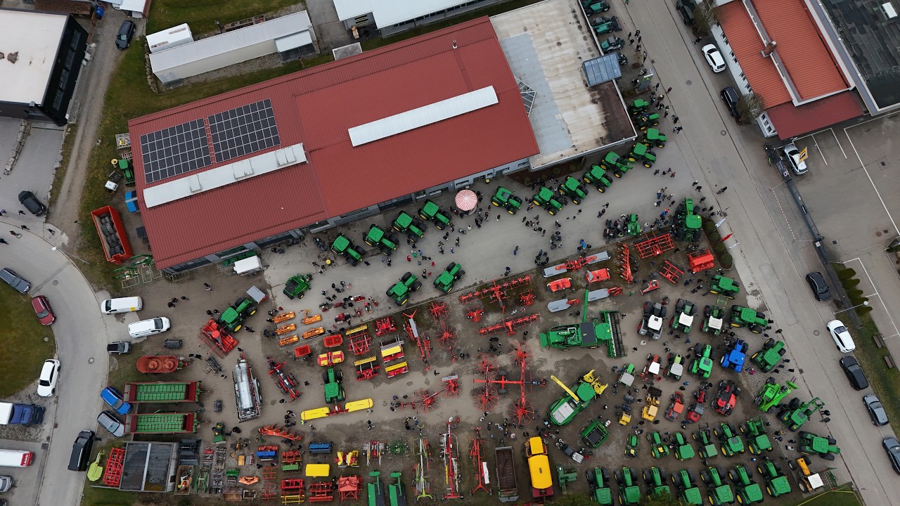 Rundgang Hausausstellung 2026 - Firma Karl Heinz Baier Landtechnik