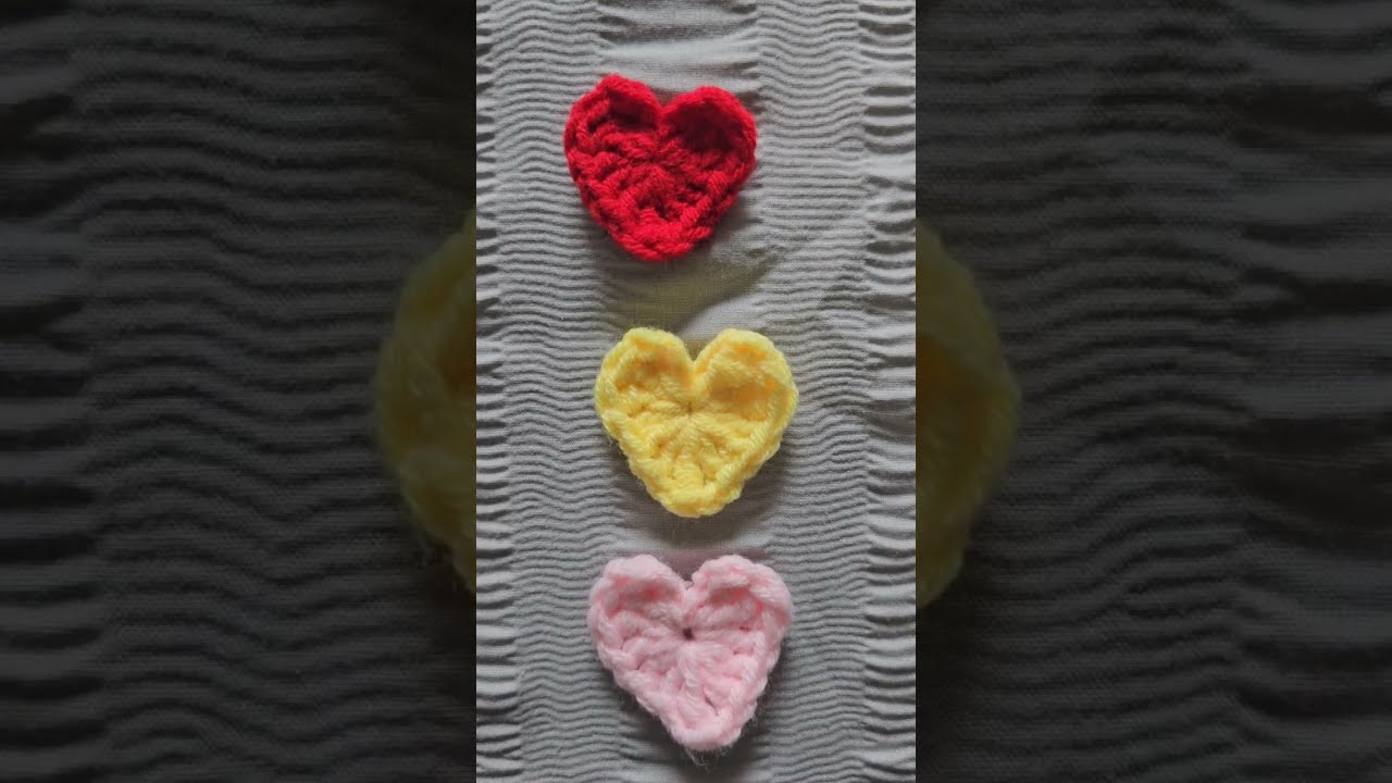 #absolutebeginners#miniheart#crochettutorial#lessthan5minutes 